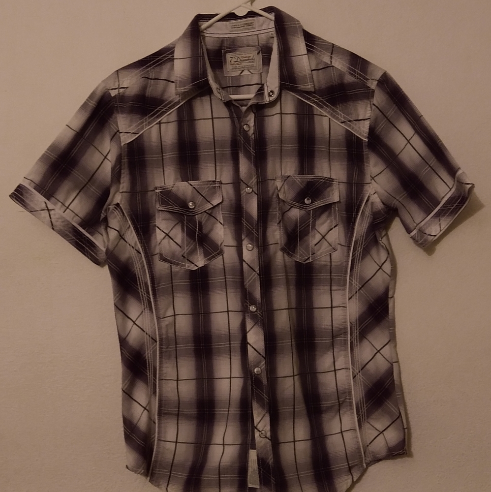 7 Diamonds shirt